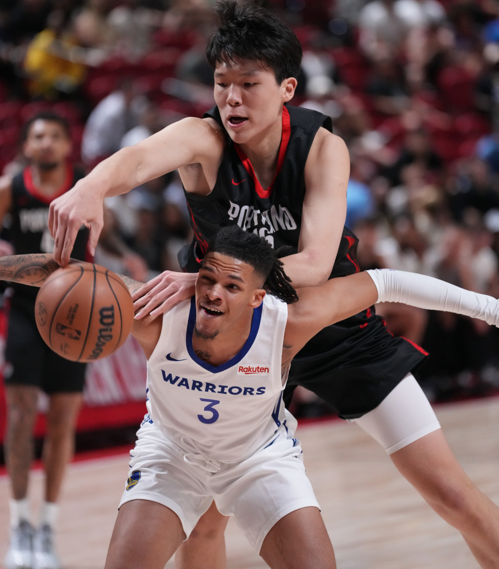 爱游戏网页版入口-篮球职业联赛的争夺战势在必得