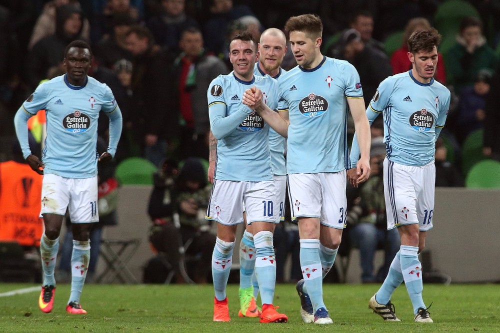 包含埃瓦尔前锋连场破门,助球队保持不败的词条 包含埃瓦尔前锋连场破门,助球队保持不败的词条