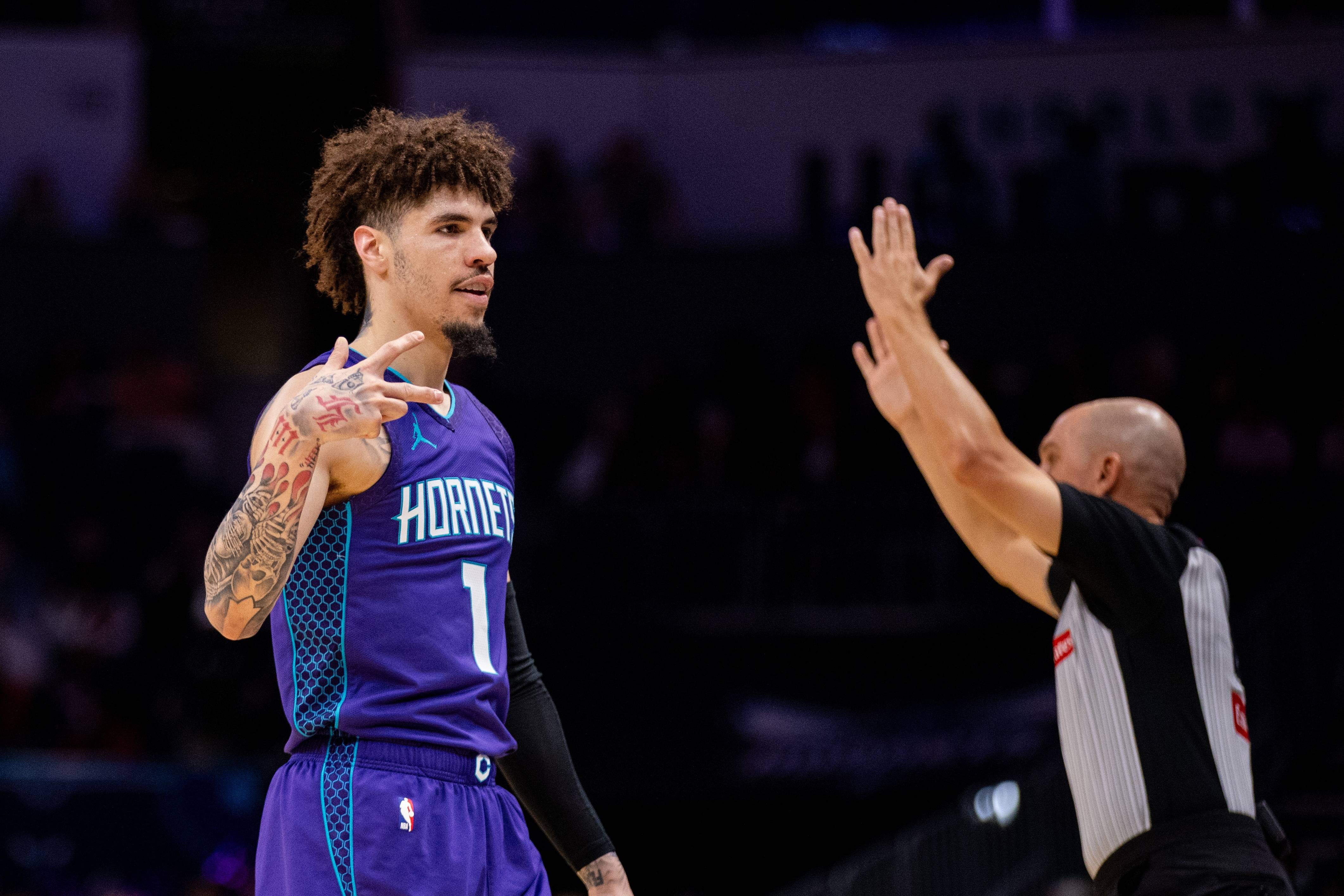 关于黄蜂逆转勇士,半场领先分的信息 关于黄蜂逆转勇士,半场领先分的信息